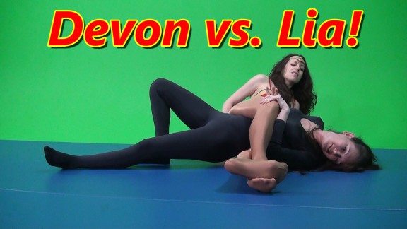 Devon vs. Lia!